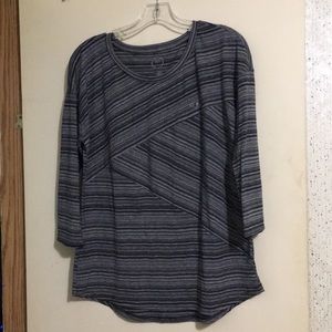 24/7 Maurices 3/4 Sleeve top Size M
